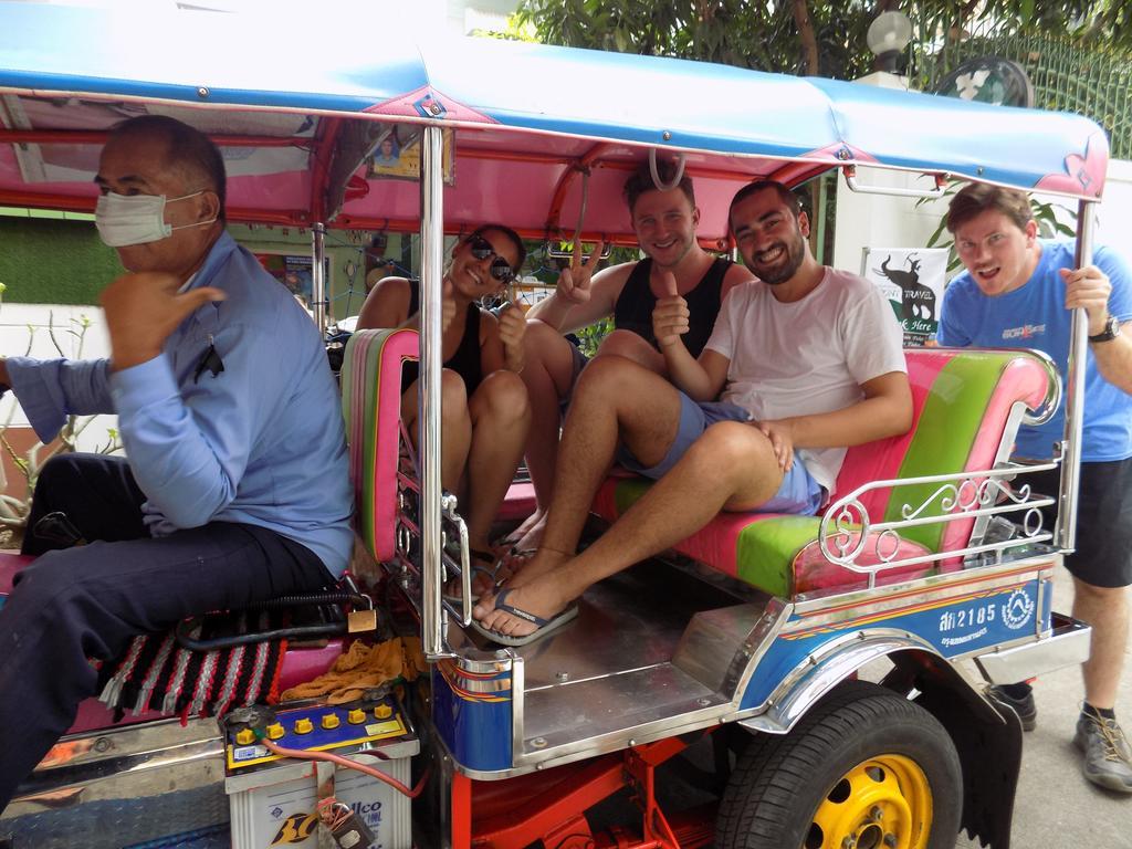 The Oasis Hostel (Adults Only) Bangkok Dış mekan fotoğraf